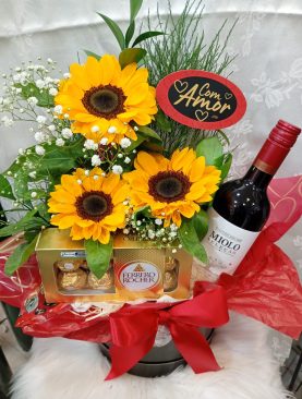 Caixa Box Girassol, Vinho e Ferrero Rocher